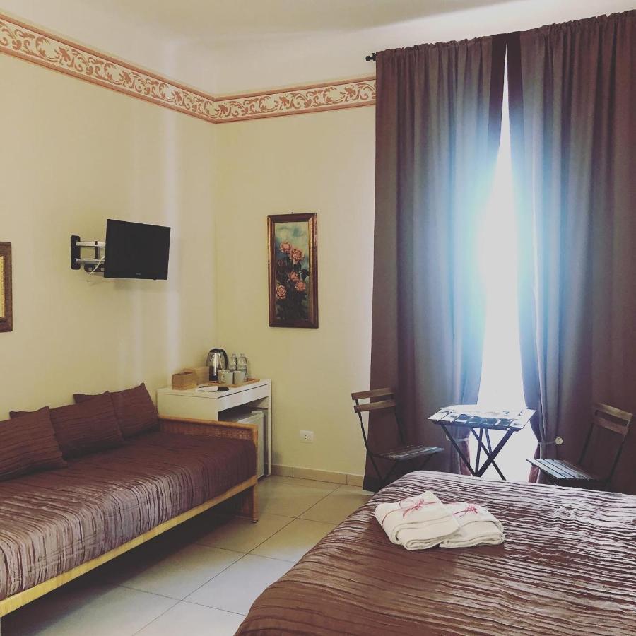 Via Fiume Cento 17 Hotel La Spezia Eksteriør billede